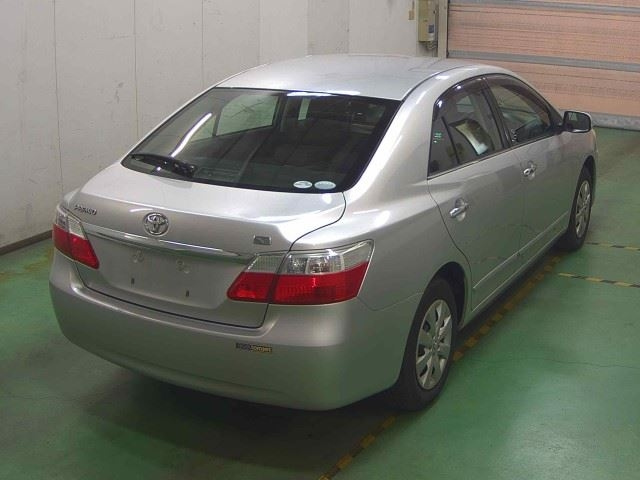 TOYOTA PREMIO 2008