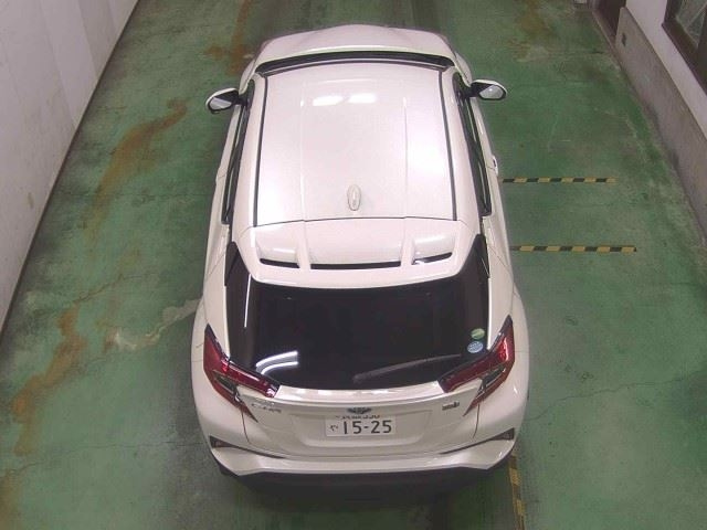 TOYOTA C-HR 2018