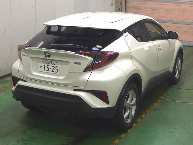 TOYOTA C-HR 2018
