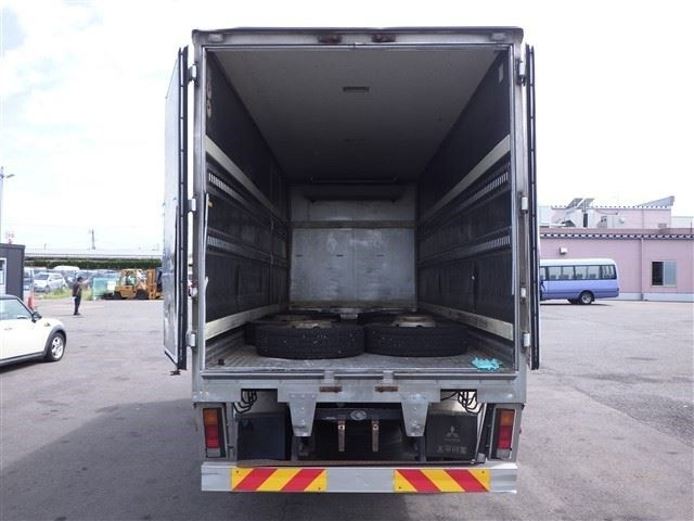 MITSUBISHI CANTER 2013