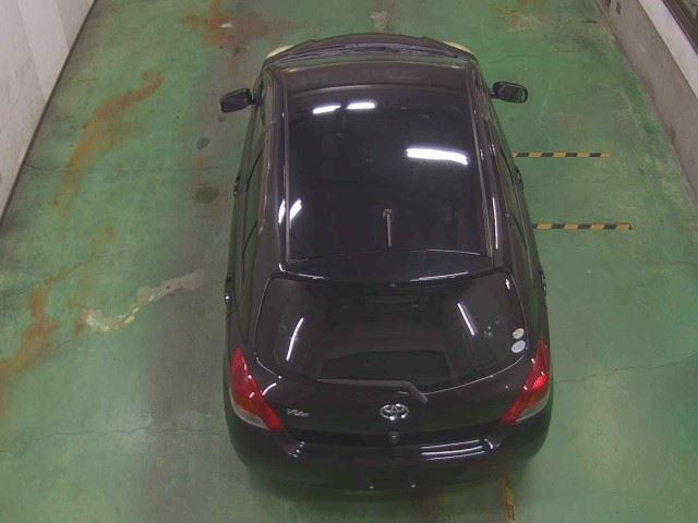 TOYOTA VITZ 2008