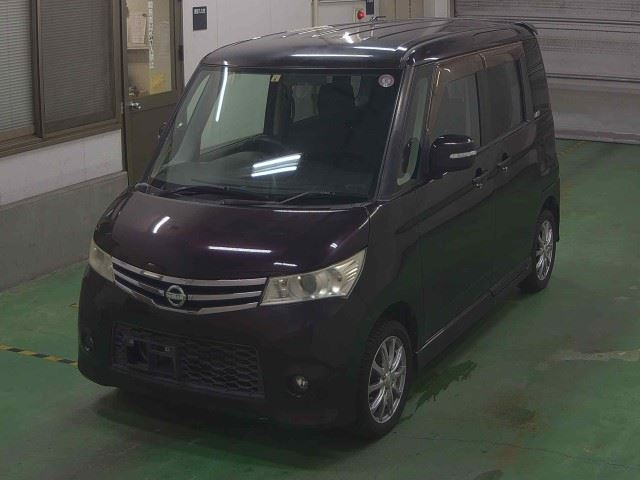 NISSAN ROOX 2012