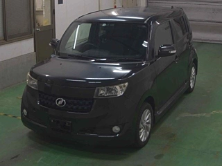 TOYOTA BB 2012