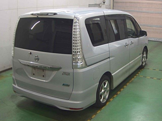 NISSAN SERENA 2012