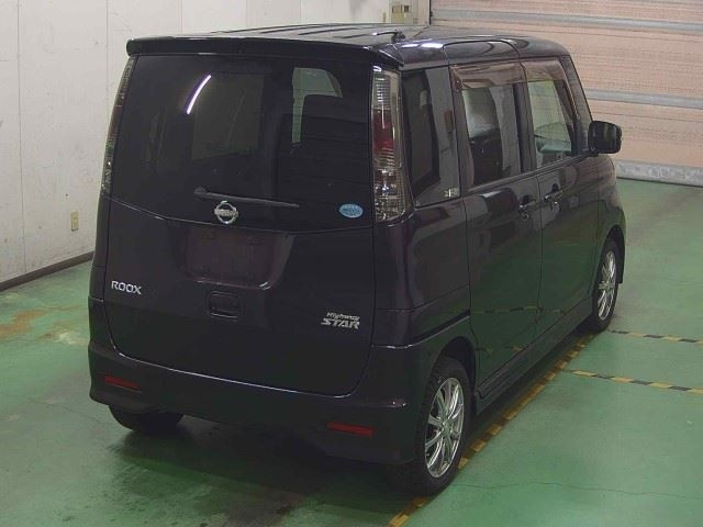 NISSAN ROOX 2012