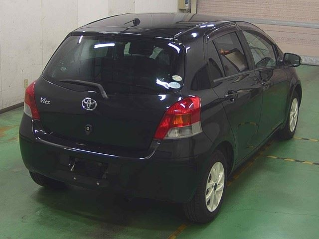 TOYOTA VITZ 2008