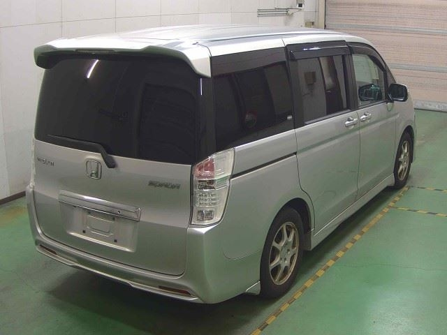 HONDA STEP WAGON 2010