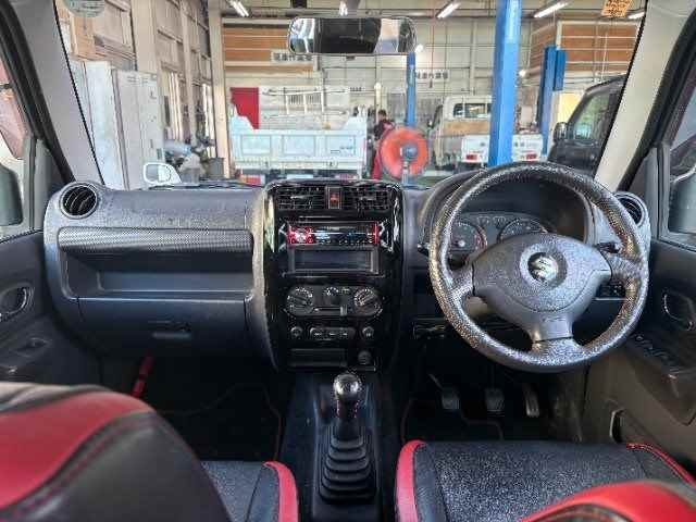 SUZUKI JIMNY 2012