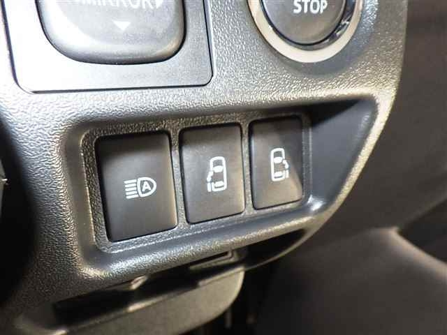 TOYOTA HIACE VAN 2025