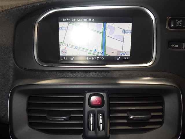 VOLVO V40 2013