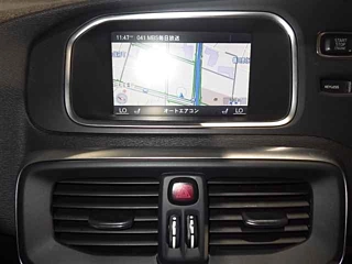 VOLVO V40 2013