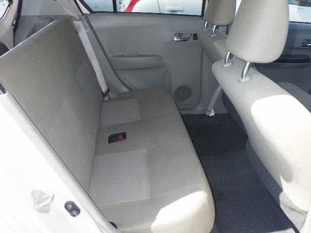 DAIHATSU MIRA E S 2011