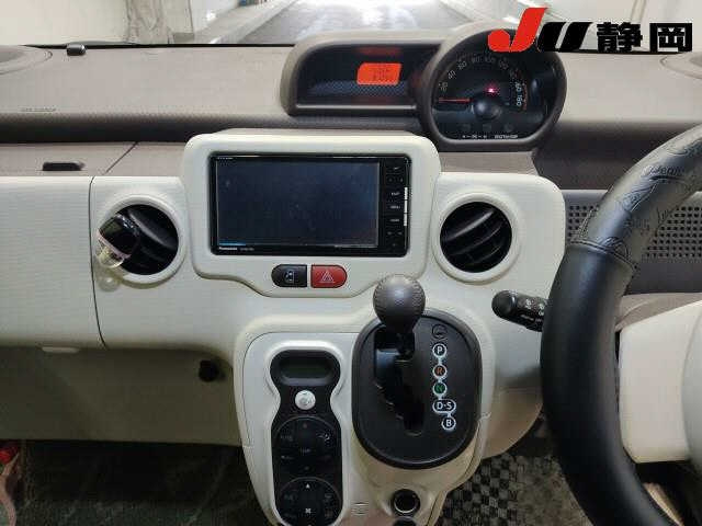 TOYOTA PORTE 2016