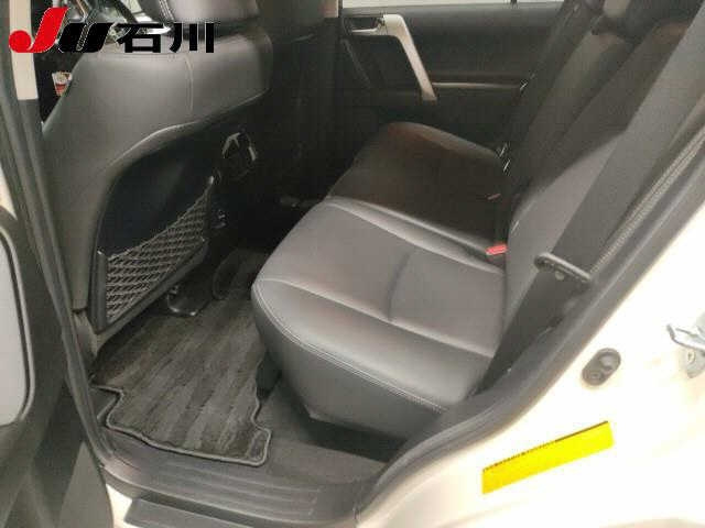 TOYOTA LAND CRUISER PRADO 2021