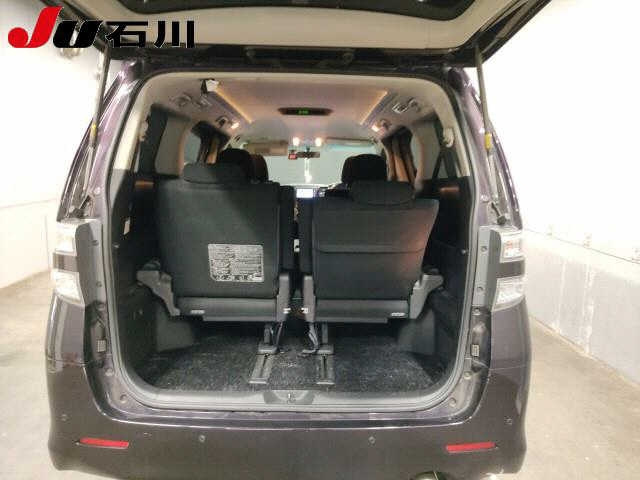 TOYOTA VELLFIRE 2012