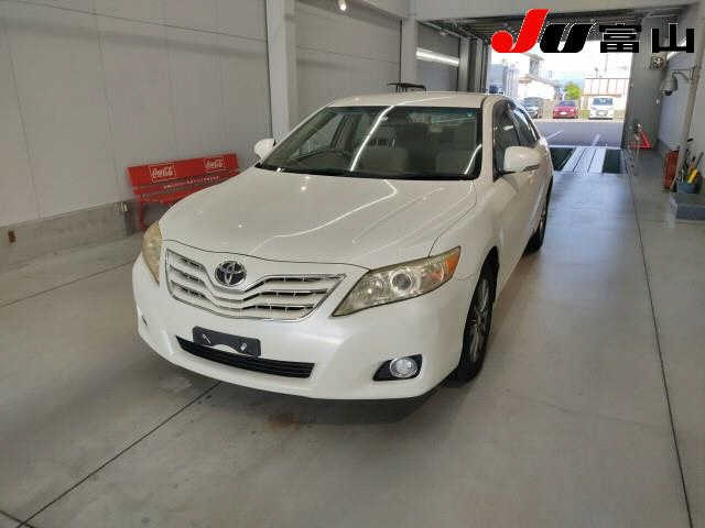 TOYOTA CAMRY 2011