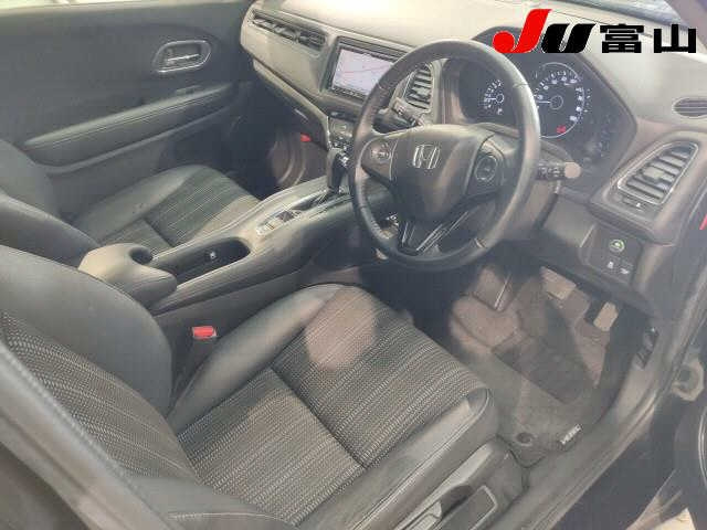 HONDA VEZEL 2015