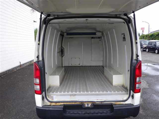 TOYOTA REGIUS ACE VAN 2013