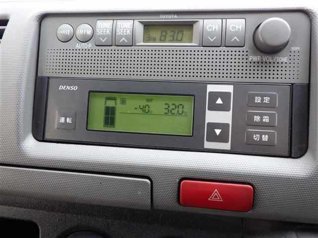 TOYOTA REGIUS ACE VAN 2013