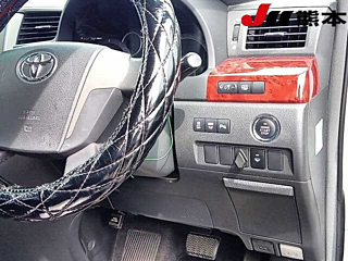 TOYOTA VELLFIRE 2009