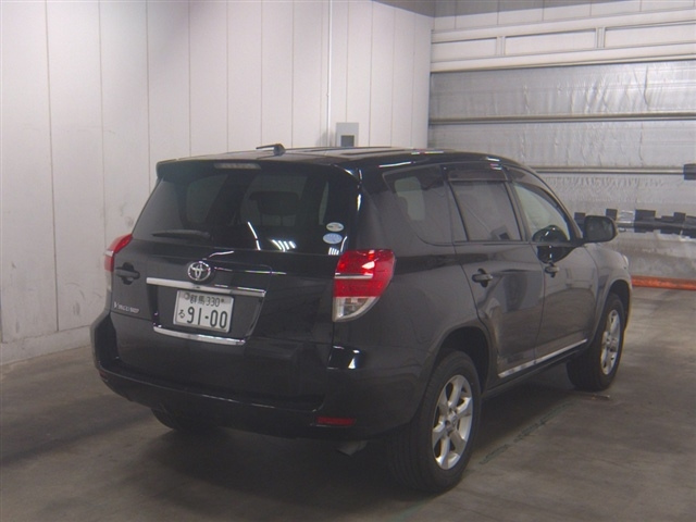 TOYOTA VANGUARD 2010