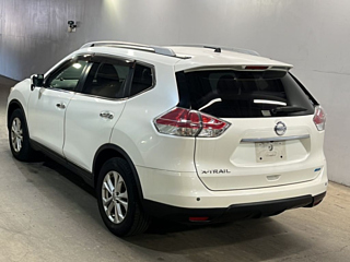 NISSAN X-TRAIL 2014