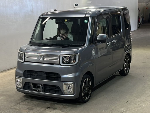 DAIHATSU WAKE 2018