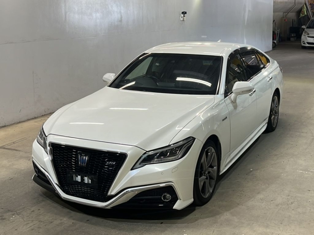 TOYOTA CROWN 2018
