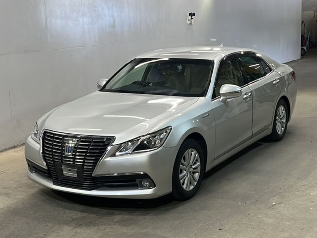 TOYOTA CROWN 2013