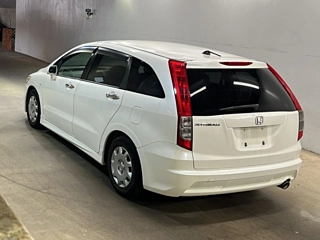 HONDA STREAM 2009