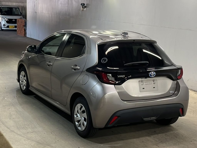 TOYOTA YARIS 2021