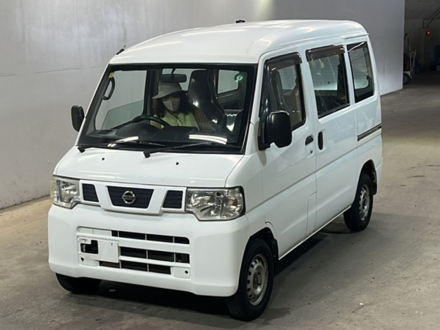 NISSAN CLIPPER VAN 2013