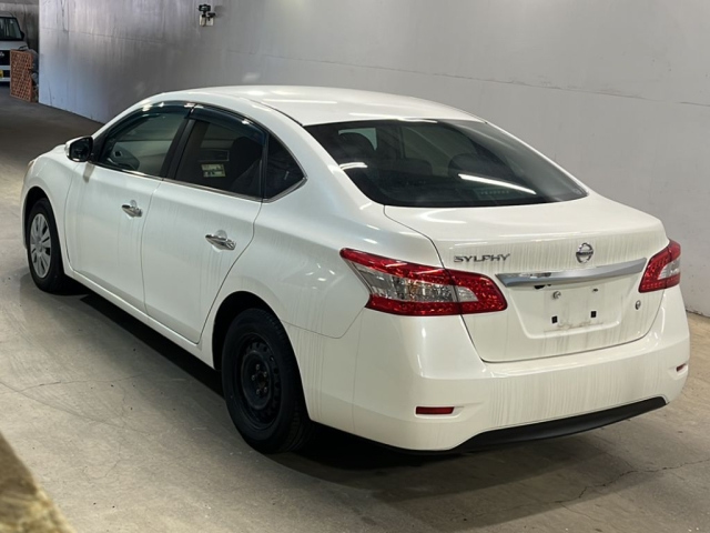 NISSAN SYLPHY 2014