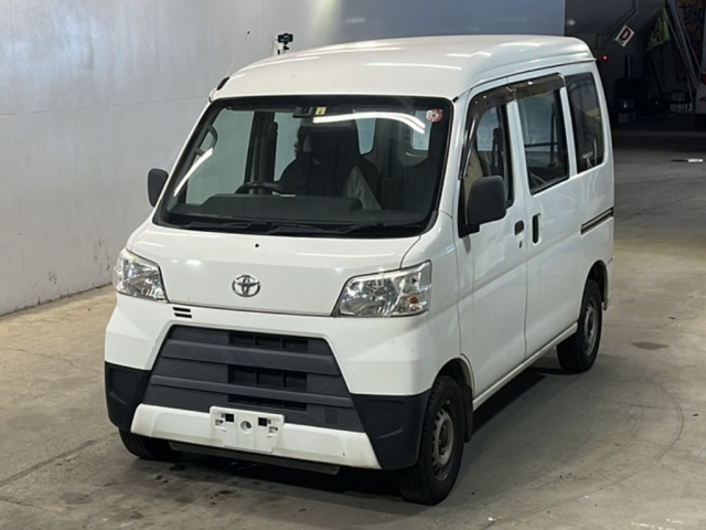 TOYOTA PIXIS VAN 2019