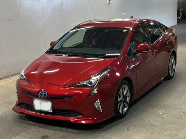 TOYOTA PRIUS 2016