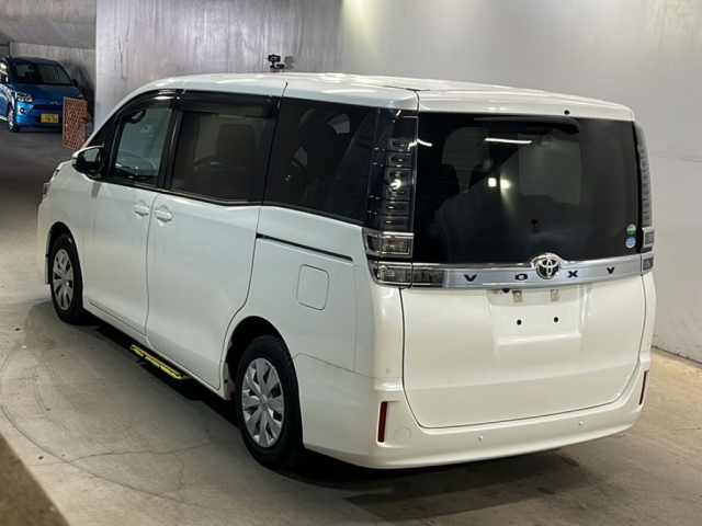 TOYOTA VOXY 2020