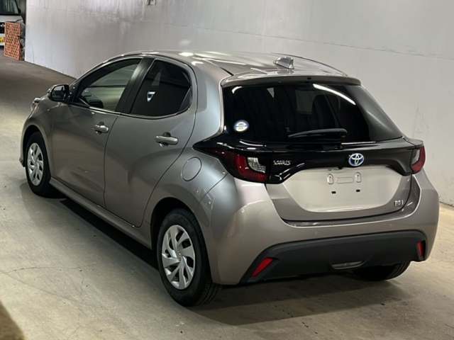 TOYOTA YARIS 2021