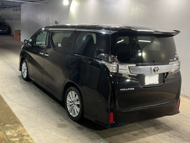 TOYOTA VELLFIRE 2015