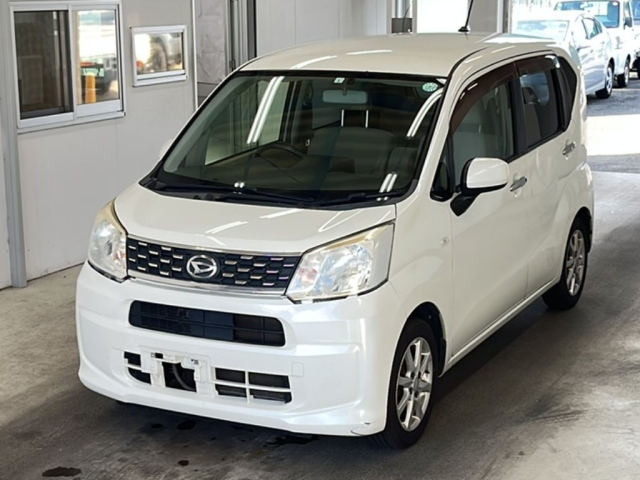 DAIHATSU MOVE 2015