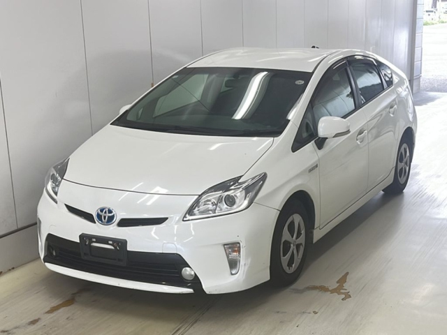 TOYOTA PRIUS 2014