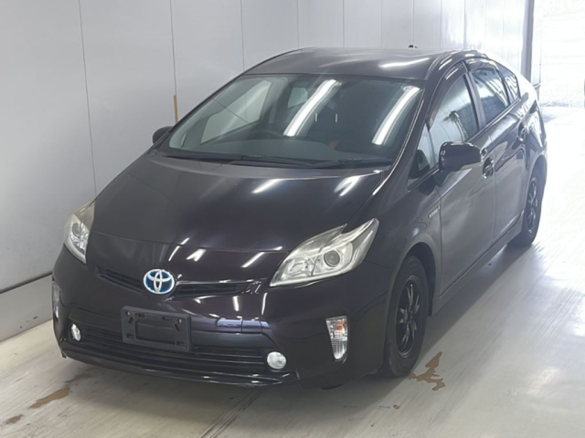 TOYOTA PRIUS 2014