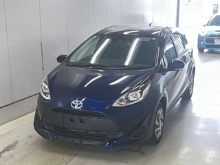 TOYOTA AQUA 2020