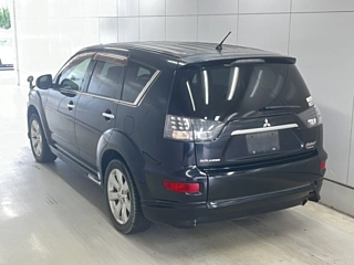 MITSUBISHI OUTLANDER 2011