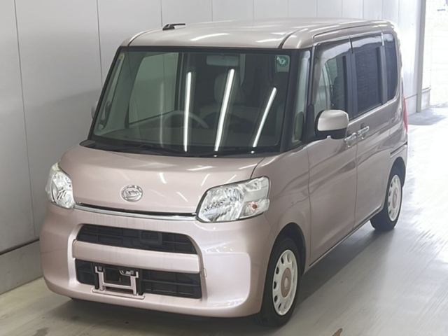 DAIHATSU TANTO 2014