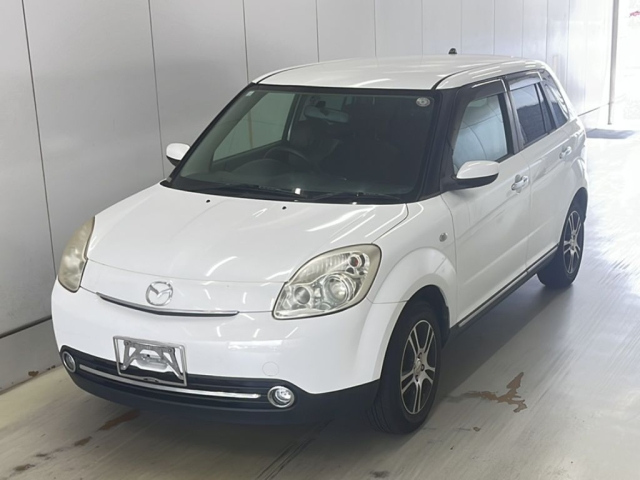MAZDA VERISA 2009