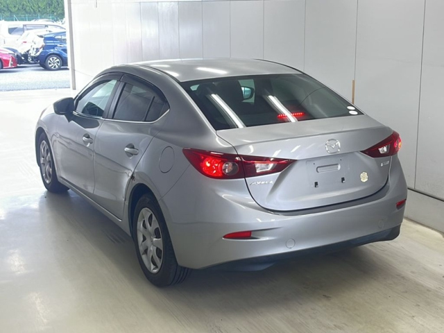 MAZDA AXELA 2015