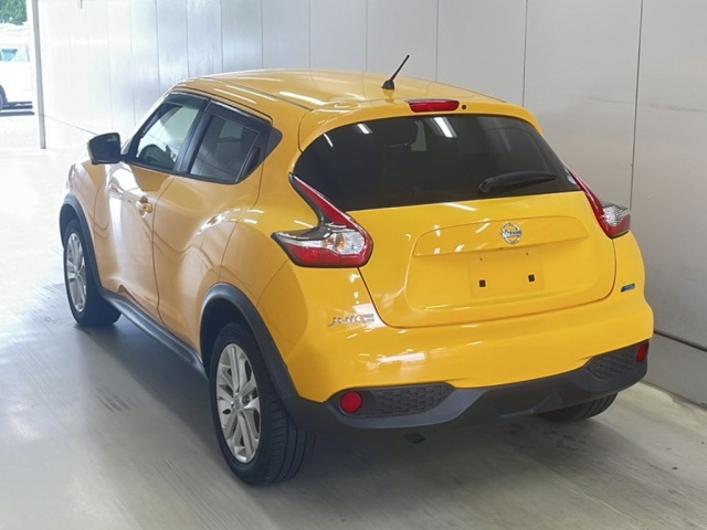 NISSAN JUKE 2015
