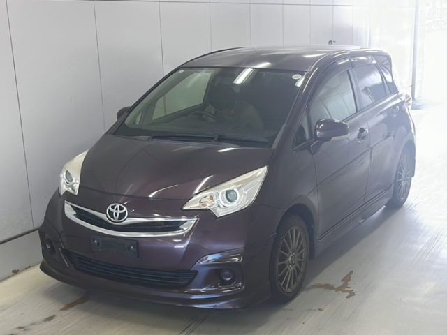 TOYOTA RACTIS 2014