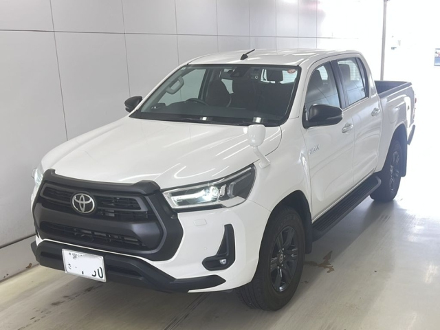 TOYOTA HILUX 2023
