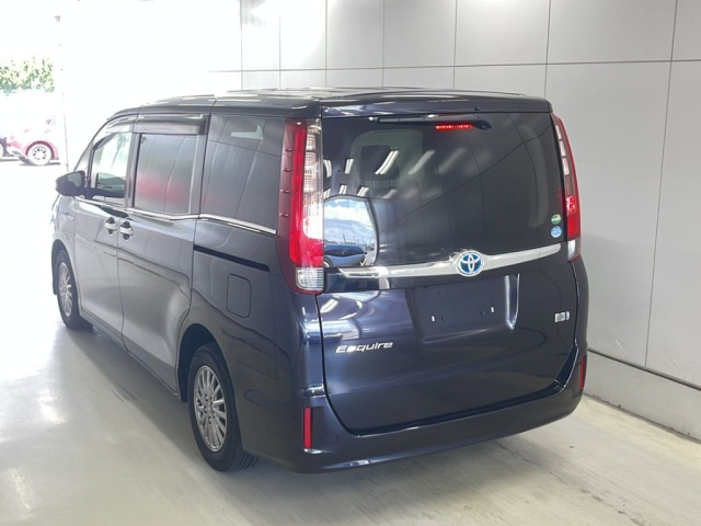 TOYOTA ESQUIRE 2015